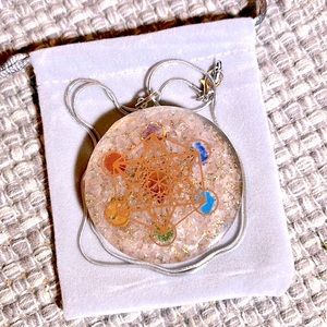 NWT Genuine Rose Quartz Metatron’s Cube Pendant and 18” Silver Plated Necklace